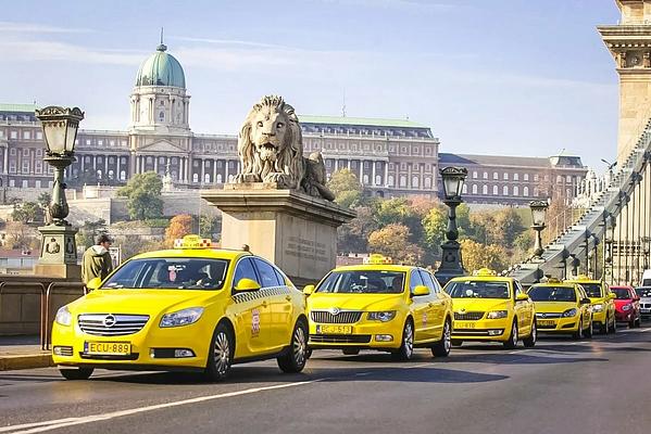 Такси Свои машины Прибыль от 260 000