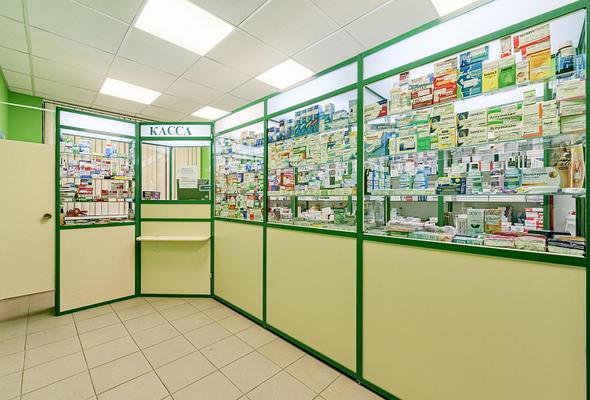 Аптека в густонаселенном районе 