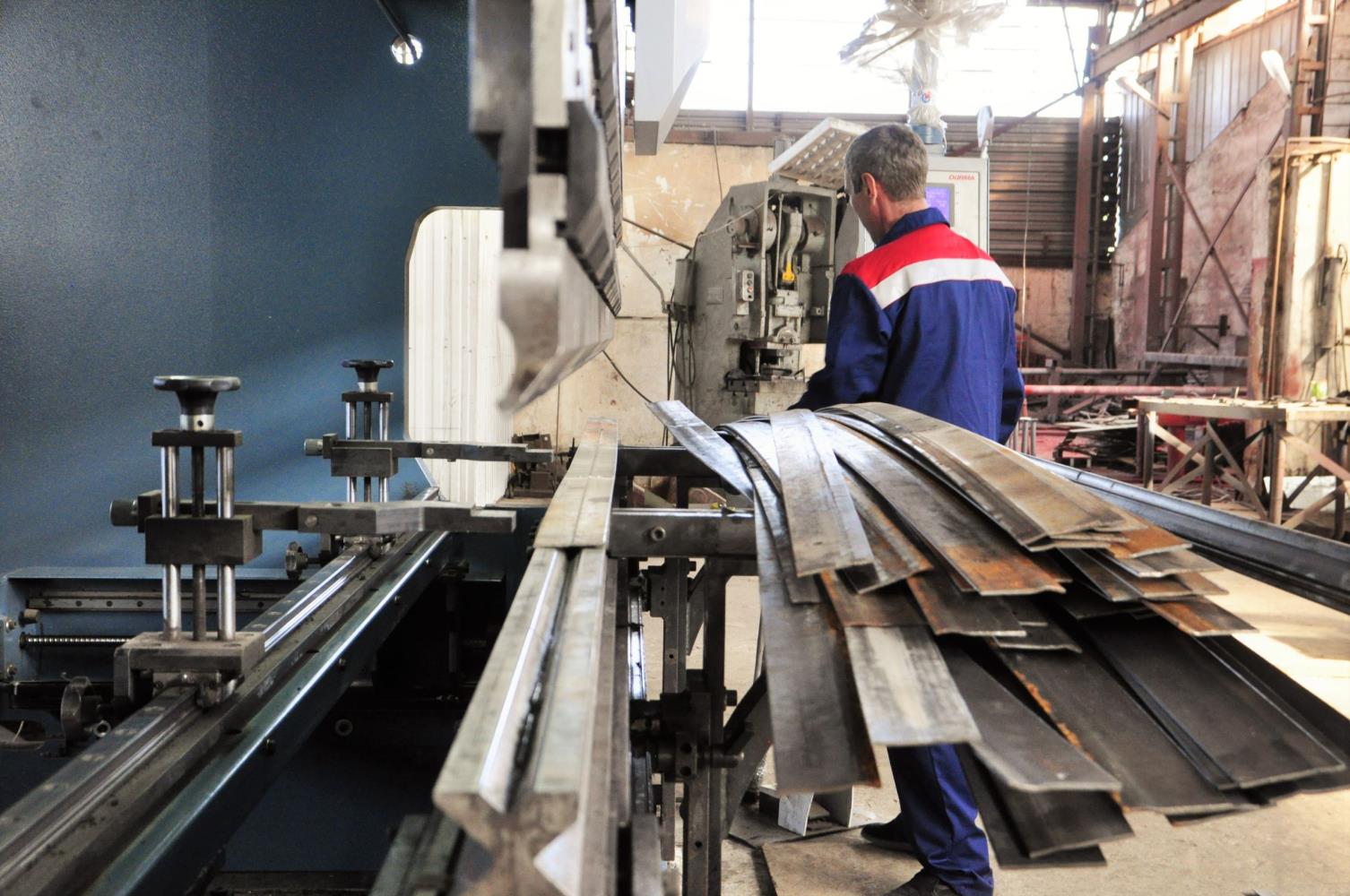 Металлическое производство – прибыль 400000 рублей