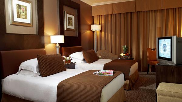 Отель. Прибыль 130 000р