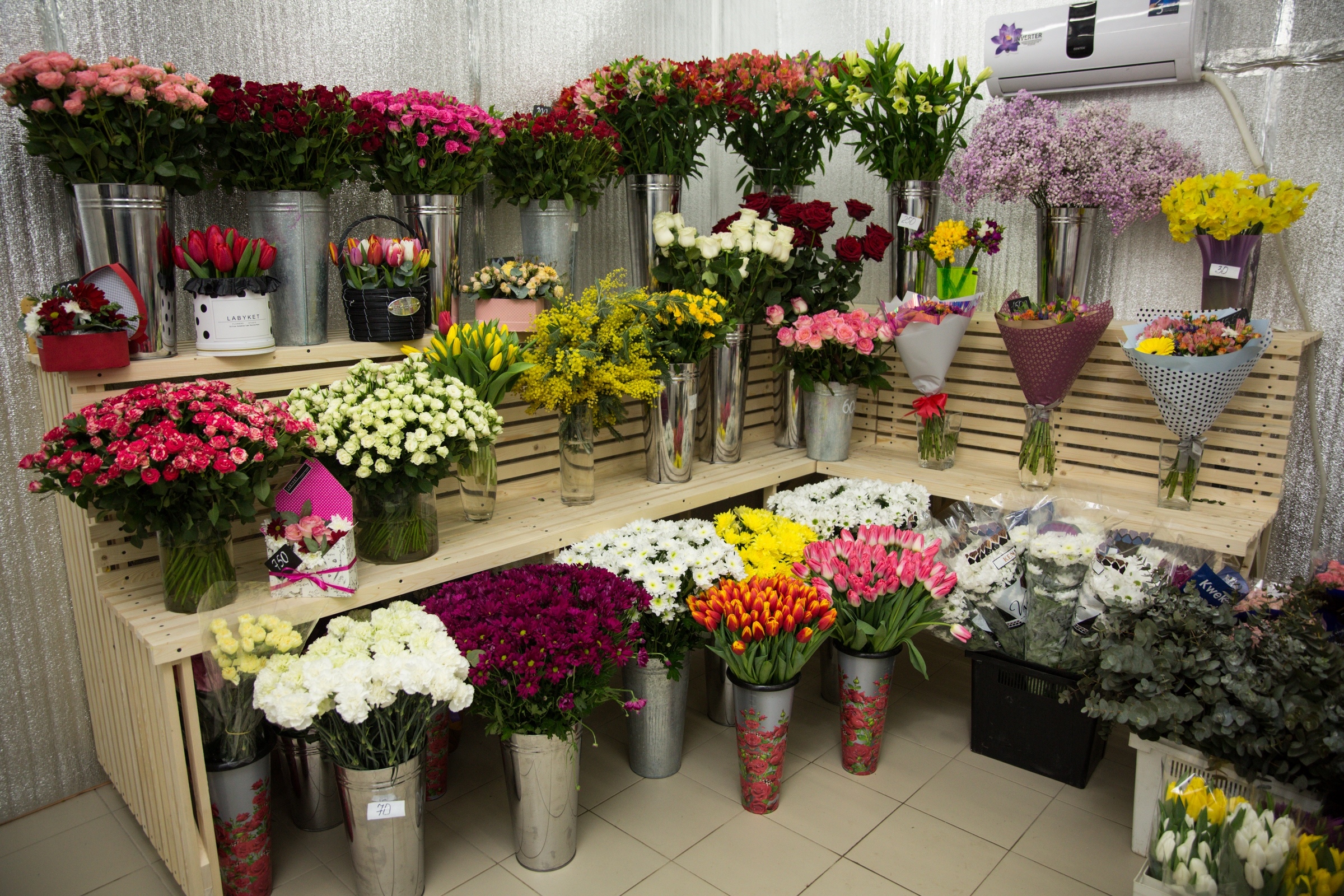 Прибыльный салон цветов 8 лет на рынке