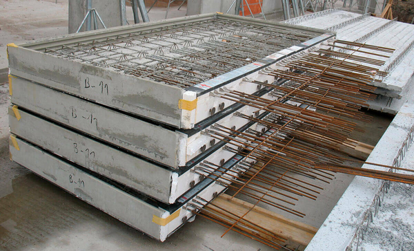 КОМПАНИЯ, ЗАНИМАЮЩАЯСЯ ПОСТАВКАМИ ЖЕЛЕЗОБЕТОНА