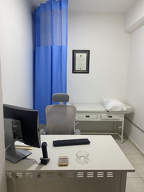 Медицинский центр. 7 кабинетов.