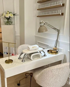 Студия маникюра с низкой арендой 1