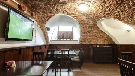 Бар в центре. 580 тp/мec 1